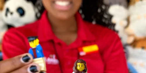 3 Steps to Minifigure Trading at LEGOLAND New York Resort